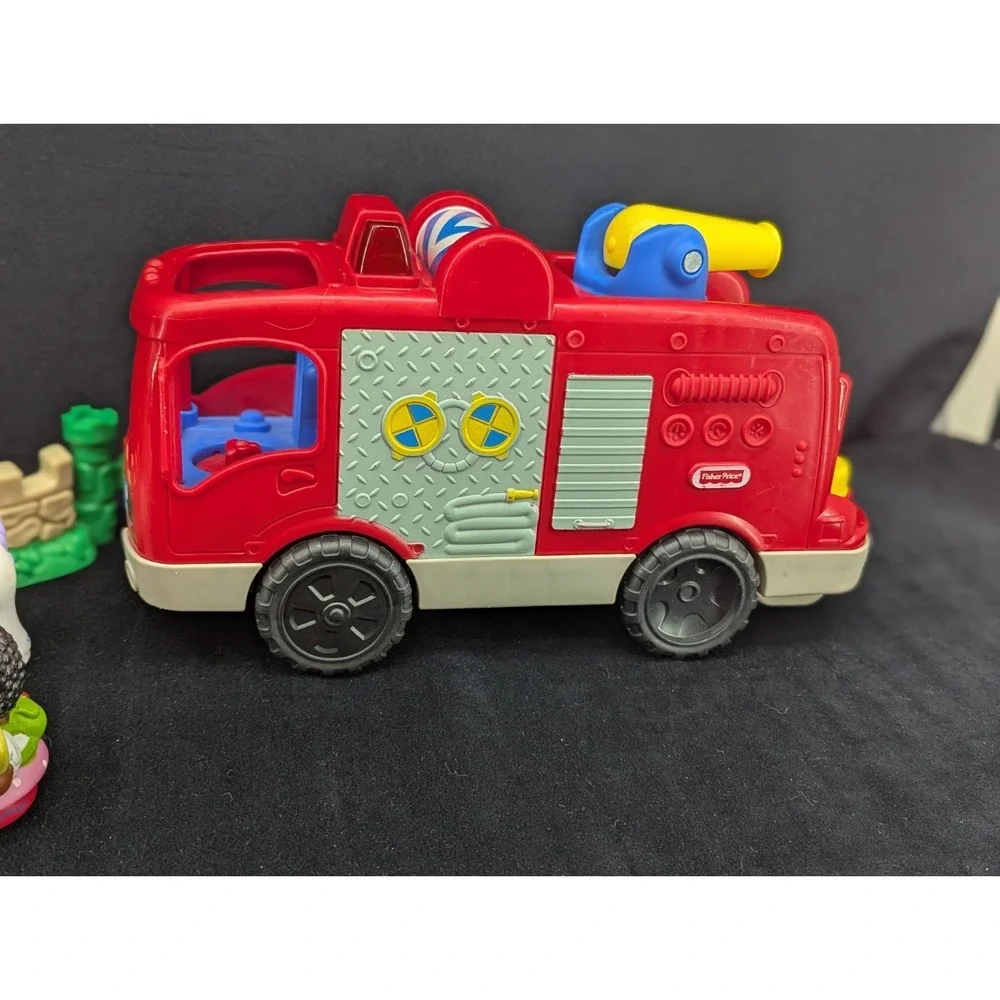 Lot of Mattel Fisher-Price Little People Fire Truck Concrete Mixer Car Princess